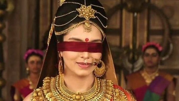 17 की उम्र में बनी 100 बेटों की मां, जानिए अब कहां हैं 'महाभारत' की गांधारी?