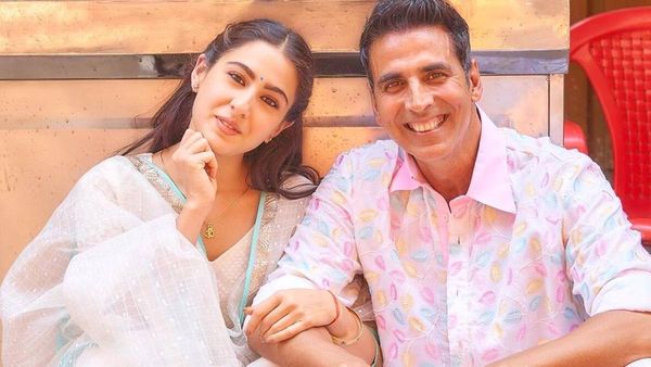 Akshay Kumar और Sara Ali Khan अतरंगी रे के बाद, फिर आए साथ, नई फिल्म हुई लॉक, यहां जानें कब शुरु होगी शूटिंग!