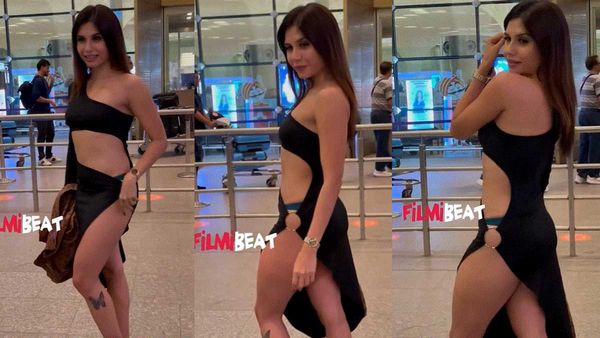 हसीना ने एयरपोर्ट पर ही कर डाली गंदी हरकत, कैमरे के सामने दिखाती रही अंडरगारमेंट की स्ट्रिप!