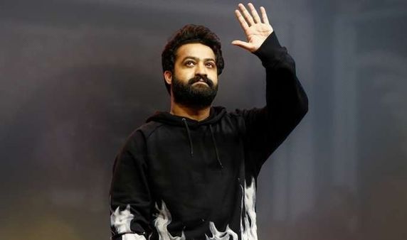 जब Jr NTR की एक झलक पाने के लिए 10 लाख फैंस पहुंचे थे एक साथ, तब चलानी पड़ी थी स्पेशल ट्रेन