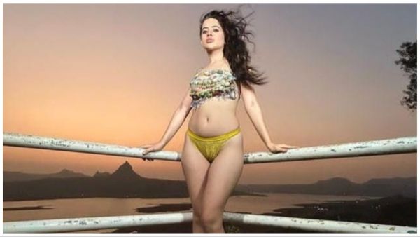 Urfi javed: टॉपलेस होकर हसीना ने माहौल कर दिया गर्म, कांस को छोड़कर लोग देखने लगे इनको...