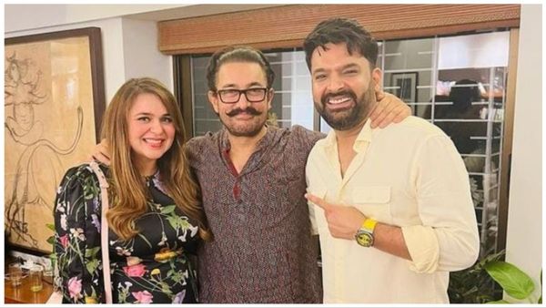 Aamir Khan: आमिर खान के घर की पार्टी में पत्नी संग पहुंचे कपिल शर्मा, सामने आई खूबसूरत तस्वीरें