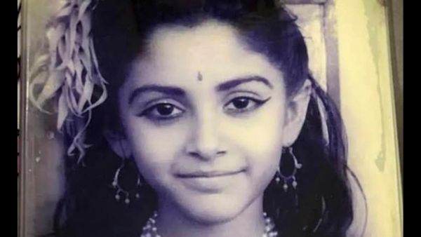 10 रुपए की पहली कमाई से हाईएस्ट पेड एक्ट्रेस बनी ये लड़की, प्यार तो मिला पर लगा रहा दूसरी औरत का टैग