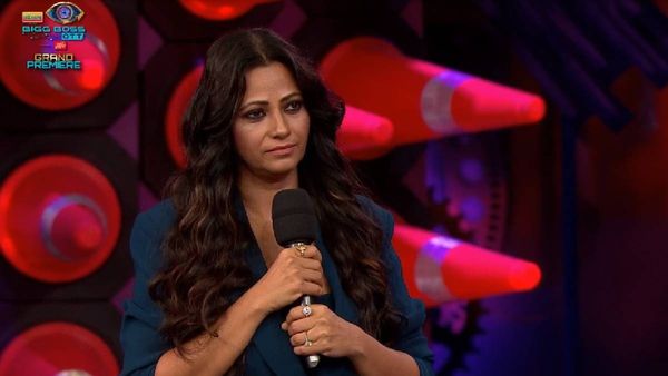 Bigg Boss OTT 2: बिग बॉस में बेटे को याद कर फूट-फूटकर रोई आलिया सिद्दिकी, बोलीं- अगर तलाक नही लेती तो..