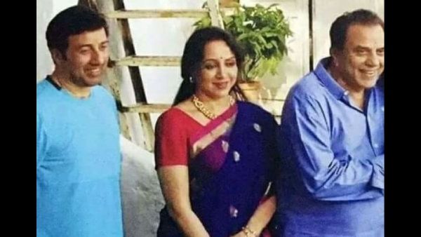 सौतेली मां हेमा मालिनी से उम्र में महज़ इतने साल छोटे हैं सनी देओल, नहीं है 10 साल का भी अंतर