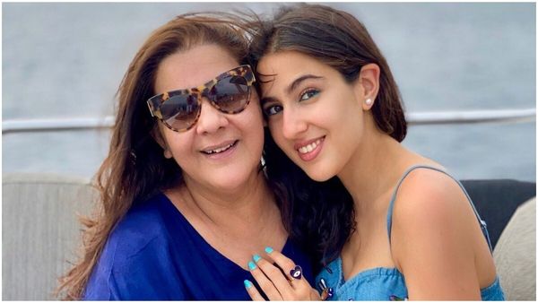 Sara Ali Khan ने जब तौलिया का दाम सुनकर अपनी मां को लगा दी डांट, बोलीं- अक्ल नहीं है, देखते रह गए विक्की कौशल
