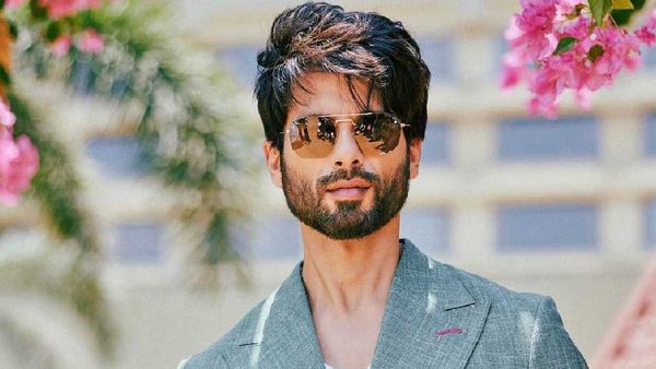 मीरा कपूर की वजह से शाहिद कपूर ने बच्चों को दिखाई थी अपनी ये फिल्म? अब हुआ खुलासा!