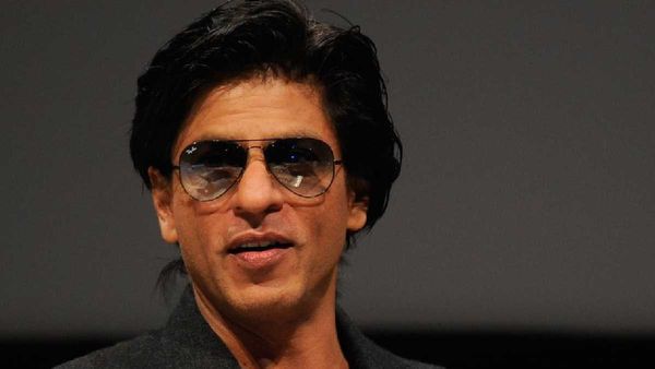 'कुत्ते भी मेरी फिल्में देखने लगें'- शाहरुख खान ने क्यों दे डाला ऐसा जवाब? सन्न रह गए लोग!