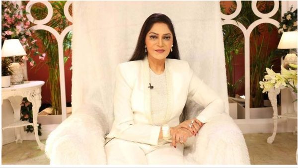 70 के दशक में इस एक्ट्रेस ने ऑनस्क्रीन उतारे पूरे कपड़े तो हो गया था हंगामा, भारत में फिल्म हुई थी बैन!