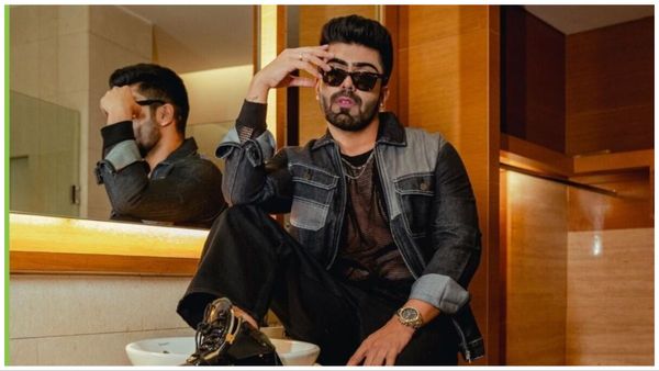 मशहूर अभिनेता का हुआ कार एक्सीडेंट, सामने आई घटना की फोटो तो फैंस हुए परेशान