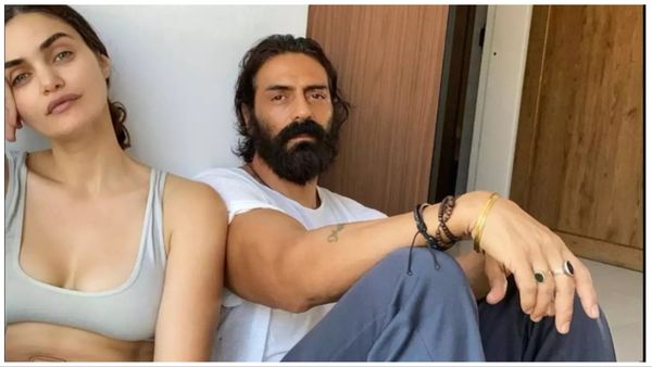 अर्जुन रामपाल की गर्लफ्रेंड ने दिया बेटे को जन्म, एक्टर ने चौथी बार पिता बनने पर साझा की खुशखबरी