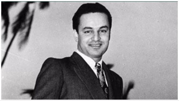 Mukesh Birth Anniversary: क्लर्क से मशहूर सिंगर बनने तक का सफर नहीं था आसान, एक फैसले ने बदल दी जिंदगी !