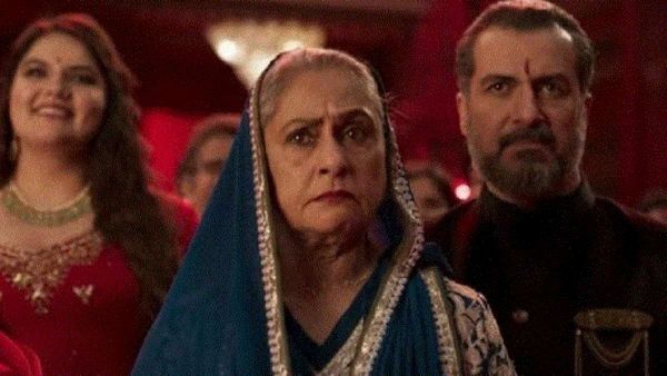 गुस्सैल एक्सप्रेशन पर ट्रोल हो रही हैं जया बच्चन, रॉकी और रानी की प्रेम कहानी से तस्वीरें वायरल!