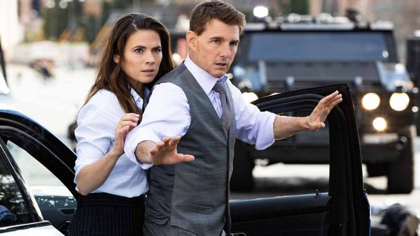 Mission Impossible 7 Twitter Review: धमाकेदार एक्शन और स्टंट, टॉम क्रूज की फिल्म को लोगों ने कहा ब्लॉकबस्टर