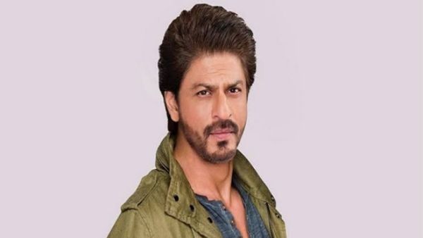 चोट लगने की खबरों के बीच इस हालत में मुंबई लौटे किंग खान, फैन्स ने भी ली राहत की सांस