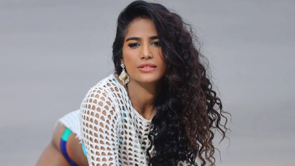 'इतने पैसे में इतना ही मिलेगा'- पूनम पांडे ने बोल्ड होकर मीडिया से क्यों कही इतनी बड़ी बात?