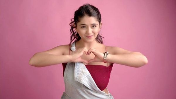 6 साल की उम्र में टीवी पर शुरू की एक्टिंग, आज हसीना का हुआ ऐसा ट्रांसफॉरमेशन कि देखते ही हो जाएंगे घायल