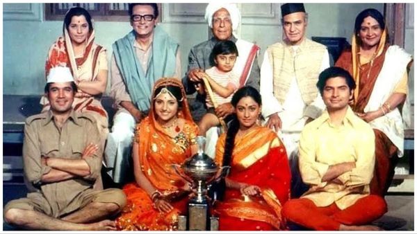 इस परिवार को पहचानते हैं क्या, बावर्ची ने बदल दी थी इनकी जिंदगी, घर में क्लेश मिटाकर ला दी थी सुख-शांति