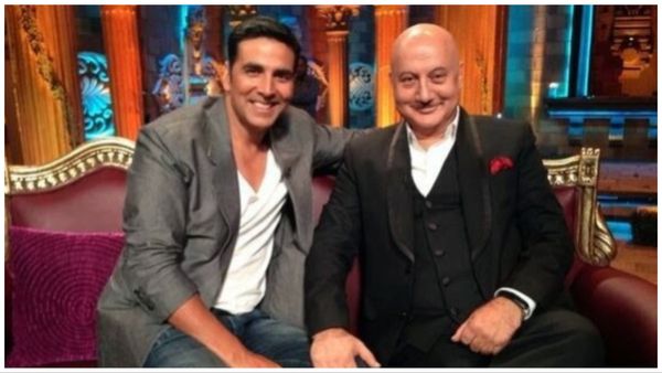 अपनी मां संग अनुपम खेर ने देखी Akshay Kumar की फिल्म OMG 2, फिर सोशल मीडिया पर लिखा रिव्यू