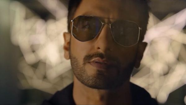 Don 3: रणवीर सिंह ने पहना नए डॉन का ताज, फरहान अख्तर की डॉन 3 का फर्स्ट लुक टीजर रिलीज