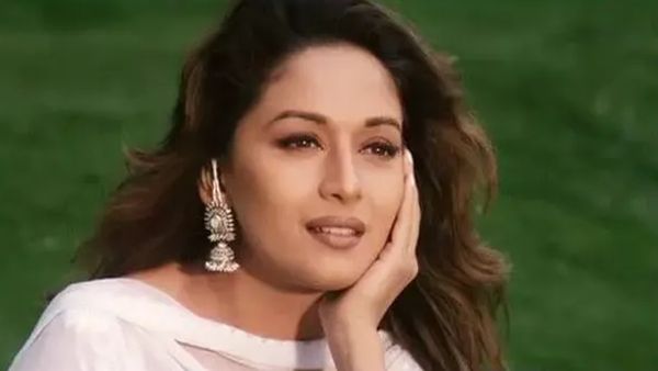 Madhuri Dixit: इस फोटो को देखकर माधुरी दीक्षित को मिली थी अपनी पहली फिल्म, खूबसूरती निहारते नहीं थक रहे फैंस