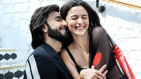 क्या रॉकी और रानी की प्रेम कहानी का बनेगा सीक्वल? करण जौहर ने किया बड़ा खुलासा- 