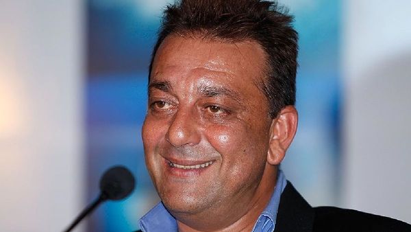 Sanjay Dutt- शूटिंग सेट पर इस हथियार से घायल हो गए संजय दत्त, लगे इतने टांके?