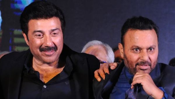 Gadar 2: डायरेक्टर ने बताया कि गदर 2 रिलीज होते ही फोन पर रो पड़े थे सनी देओल, शेयर किया किस्सा
