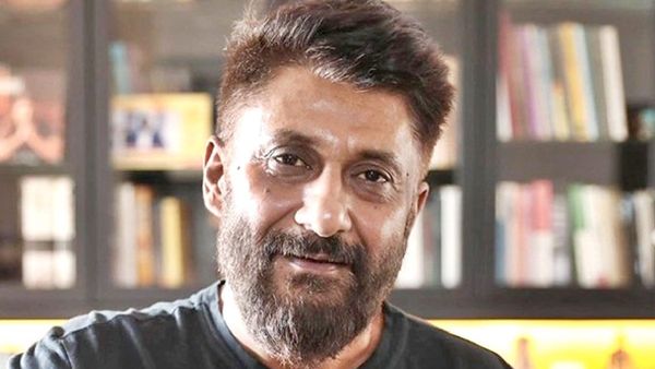 'मूर्ख और अशिक्षित हैं बॉलीवुड के सितारे'- विवेक अग्निहोत्री के इस बयान से मचा बवाल