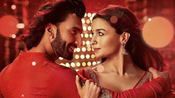 OTT पर रिलीज हुई 'रॉकी और रानी...', फिल्म में दिखेंगे वो 10 मिनट, जो सिनेमा हॉल से थे गायब