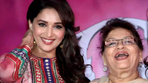 Saroj Khan Biopic में माधुरी दीक्षित के होने पर शक? चौंका देगा कोरियोग्राफर की बेटी का बयान!