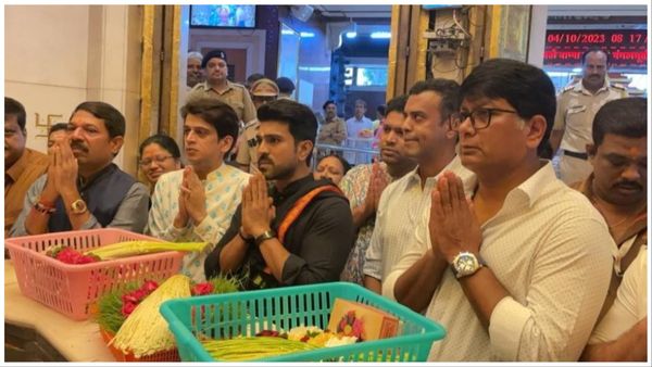 मुंबई पहुंचते ही सिद्धिविनायक मंदिर पहुंचे Ram Charan तो फैंस ने की जमकर तारीफ, वीडियो वायरल