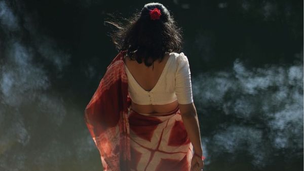 शराब पीकर शख्स ने एक्ट्रेस को पहले छुआ और फिर की बदसलूकी, एयरहोस्टेस को बताने के बाद भी नहीं लिया गया एक्शन!