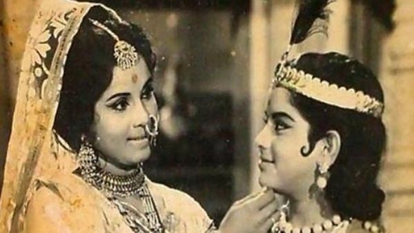 ये बच्चा 'शोले' मे निभा चुका है डबल रोल, एक फिल्म की वजह से की सुपरस्टार एक्ट्रेस से शादी...