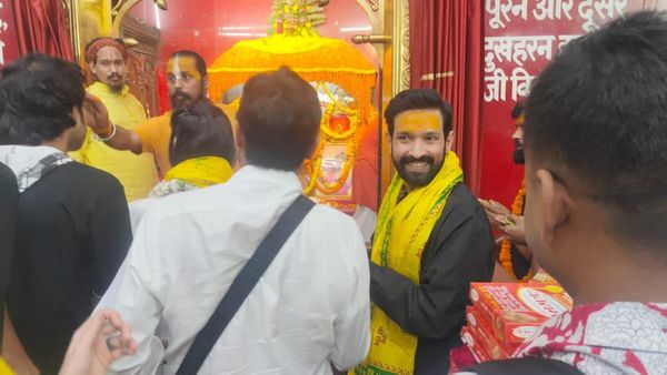 फिल्म '12वीं फेल' की रिलीज से पहले, पटना के प्राचीन हनुमान मंदिर पहुंचे एक्टर विक्रांत मैसी, तस्वीरें वायरल