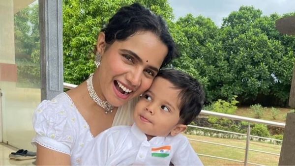 बाजार में इस एक्ट्रेस के बेटे के साथ हुई गंदी हरकत, बुरी तरह भकड़ी ये हीरोइन