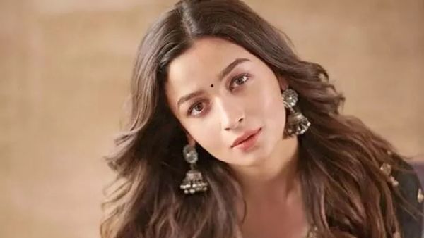 शूटिंग के बीच में बेटी को ब्रेस्ट फीडिंग कराने जाती थी आलिया, रणबीर के बारे में भी किए कई खुलासे