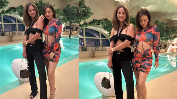 विधायक जी बेटियों ने बढ़ा दिया पारा, पूल किनारे इस अंदाज में खड़ी हो गईं, सामने से खुली थीं दोनों की ड्रेस!