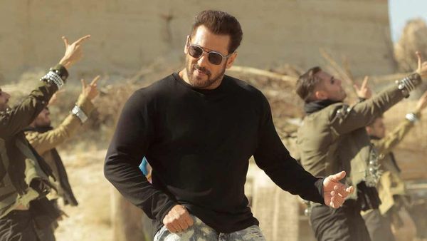 टाइगर 3 के साथ सलमान खान ऑल-टाइम दिवाली रिकॉर्ड तोड़ने के लिए हैं तैयार, होगी बंपर ओपनिंग!