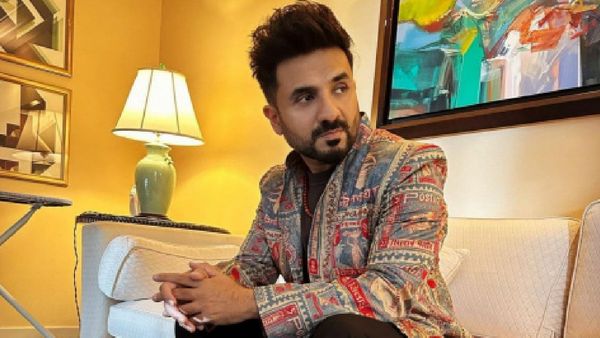 Emmy International Awards 2023- वीर दास ने इस अवॉर्ड के साथ रचा इतिहास, चूक गईं शेफाली शाह