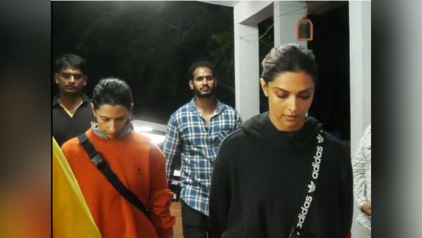 बहन के साथ तिरुमाला पहुंची दीपिका पादुकोण, भगवान वेंकटेश्वर के मंदिर से वायरल हुआ वीडियो!