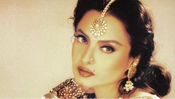 दूसरी शादी के सवाल पर रेखा का दिमाग घुमा देने वाला जवाब, बोलीं- 'मैं किसी महिला से...'