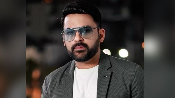 इस एयरलाइंस को झूठा बताते हुए कपिल शर्मा ने लगाई लताड़, बोले- बिना बताई घंटों तक..