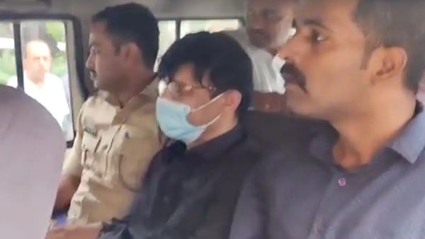 गिरफ्तारी के बाद इसलिए बुरी तरह से ट्रोल हो रहे हैं केआरके? लोग बोले- पहले ही समझाया था कि..