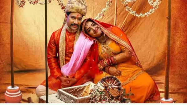 इस भोजपुरी स्टार ने नशे की हालत में एयरहोस्टेस संग कर दी थी गंदी हरकत, बवाल हुआ तो एक्टर को करना पड़ा ये काम