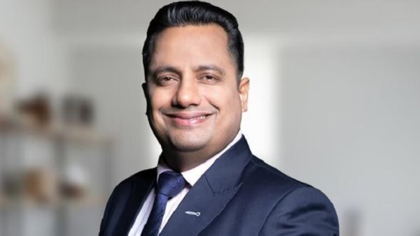 Vivek Bindra - विवेक बिंद्रा की पत्नी के मारपीट का वीडियो वायरल, बीच रोड पर घसीटते हुए...