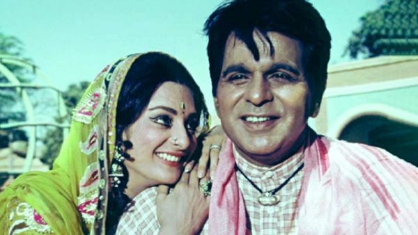 इस हीरो पर फ़िदा हो गई थी Saira Banu, जन्मदिन के दिन हुआ कुछ ऐसा कि दिलीप कुमार को चुना जीवनसाथी