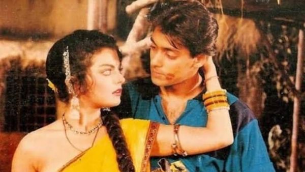 31 साल पहले सलमान खान की बनी पत्नी, सीरियल्स में किया काम, आज इतनी बदल गई हैं 50 साल की एक्ट्रेस