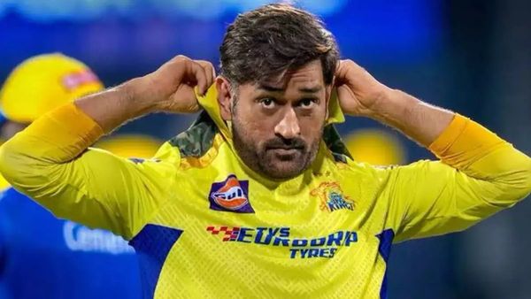 MS Dhoni के साथ 16 करोड़ रुपए की धोखाधड़ी, इन लोगों के खिलाफ दर्ज हुआ क्रिमिनल केस!