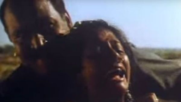 जब रेप सीन की शूटिंग के वक़्त ज़ोर-ज़ोर से चीखने लगी अभिनेत्री, खुद सुनाया दिल दहला देने वाला किस्सा